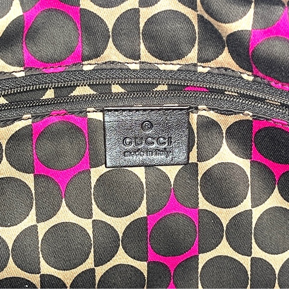 EUC ✨ Gucci Duchessa Leather Boston Bag! ✨ - Picture 4 of 14